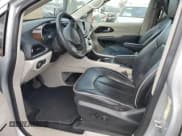 ✅ 2022 Chrysler Pacifica Limited • VIN: 2C4RC1GG7NR175799 • Лот: 63038045. Опубликован ранее на Copart с пробегом 32 317 миль. Бесплатный доступ к архиву аукционных продаж из США и подробный отчёт об истории автомобиля на DreamBid. Изображение 7.