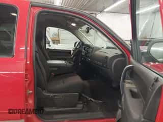 2011 Chevrolet Silverado 1500 LT with VIN 3GCPKSE39BG381465, listed as a IAAI auction lot 43282395 with 149,655 mi miles and . Bid and sale history available at DreamBid. Image 5.