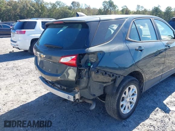 ✅ 2020 Chevrolet Equinox LS • VIN: 3GNAXHEV7LS619850 • Lot: 43511955. Wystawiony na IAAI z przebiegiem 47 118 mil. Bezpłatny archiwum sprzedaży aukcyjnych z USA i szczegółowy raport historii pojazdu na DreamBid. Zdjęcie 18.