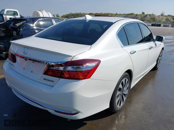 ✅ 2017 Honda Accord EX-L • VIN: JHMCR6F50HC008570 • Lot: 43246012. Listed on IAAI with 208,371 mi. Free auction sales archive from the USA and detailed vehicle history report at DreamBid. Image 4.