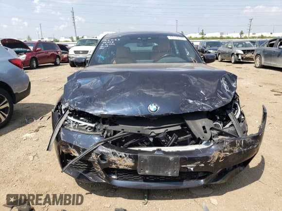 ✅ 2018 BMW 6 Series 640i xDrive • VIN: WBAJV6C54JBJ99945 • Lot: 63119123. Wystawiony na Copart z przebiegiem 53 349 mil. Bezpłatny archiwum sprzedaży aukcyjnych z USA i szczegółowy raport historii pojazdu na DreamBid. Zdjęcie 5.