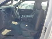 ✅ 2019 Chevrolet Silverado 1500 Work Truck • VIN: 3GCNWAEH4KG312166 • Lot: 74889784. Wystawiony na Copart z przebiegiem 71 028 mil. Bezpłatny archiwum sprzedaży aukcyjnych z USA i szczegółowy raport historii pojazdu na DreamBid. Zdjęcie 7.