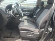 ✅ 2012 Chevrolet Captiva Sport LS • VIN: 3GNAL2EK4CS574817 • Lot: 60887635. Wystawiony na Copart z przebiegiem Nie podano. Bezpłatny archiwum sprzedaży aukcyjnych z USA i szczegółowy raport historii pojazdu na DreamBid. Zdjęcie 7.