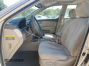 ✅ 2007 Kia Optima EX • VIN: KNAGE124775159825 • Lot: 71407155. Wystawiony na Copart z przebiegiem 104 600 mil. Bezpłatny archiwum sprzedaży aukcyjnych z USA i szczegółowy raport historii pojazdu na DreamBid. Zdjęcie 7.