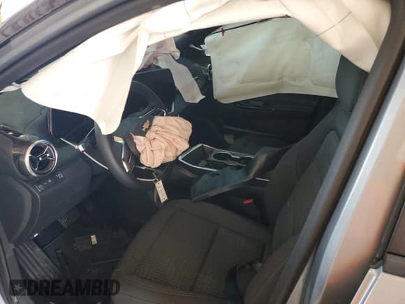 ✅ 2025 Chevrolet Equinox FWD LT • VIN: 3GNAXHEG1SL331011 • Lot: 61655775. Wystawiony na Copart z przebiegiem 263 mil. Bezpłatny archiwum sprzedaży aukcyjnych z USA i szczegółowy raport historii pojazdu na DreamBid. Zdjęcie 8.