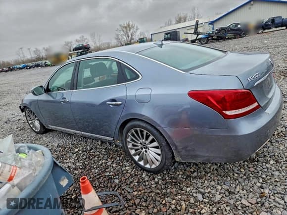 ✅ 2014 Hyundai Equus Signature • VIN: KMHGH4JH1EU085042 • Lot: 93218945. Listed on Copart with Not provided. Free auction sales archive from the USA and detailed vehicle history report at DreamBid. Image 2.