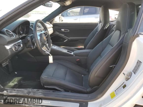 ✅ 2024 Porsche 718 Cayman • VIN: WP0AA2A82RK256014 • Lot: 49593905. Listed on Copart with 2,116 mi. Free auction sales archive from the USA and detailed vehicle history report at DreamBid. Image 7.