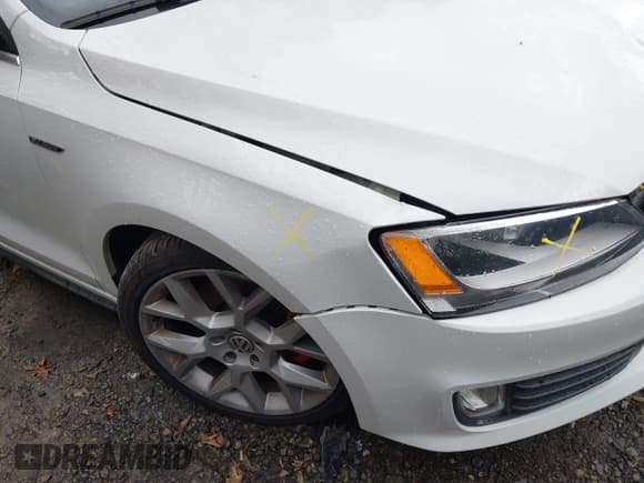 ✅ 2014 Volkswagen Jetta GLI • VIN: 3VW4T7AJ7EM315601 • Lot: 42190687. Listed on IAAI with 113,220 mi. Free auction sales archive from the USA and detailed vehicle history report at DreamBid. Image 20.