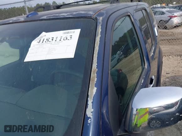 ✅ 2006 Nissan Pathfinder SE Off Road • VIN: 5N1AR18W76C600784 • Lot: 41831163. Listed on IAAI with 131,475 mi. Free auction sales archive from the USA and detailed vehicle history report at DreamBid. Image 12.