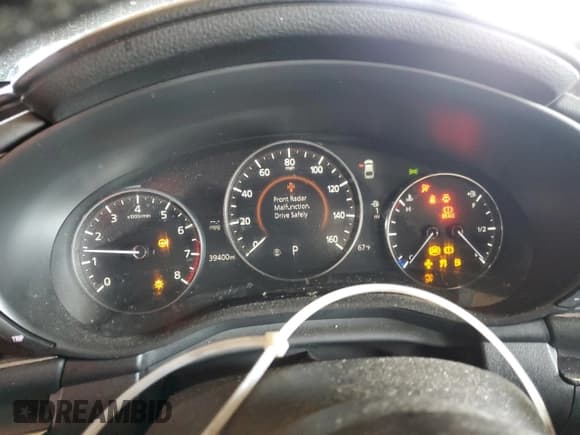 ✅ 2019 Mazda 3 Premium • VIN: JM1BPANM9K1138607 • Lot: 81833345. Listed on Copart with 39,400 mi. Free auction sales archive from the USA and detailed vehicle history report at DreamBid. Image 9.