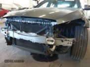 ✅ 2019 Mercedes-Benz C 300 • VIN: 55SWF8EB3KU301575 • Lot: 42616717. Wystawiony na IAAI z przebiegiem 92 366 mil. Bezpłatny archiwum sprzedaży aukcyjnych z USA i szczegółowy raport historii pojazdu na DreamBid. Zdjęcie 6.