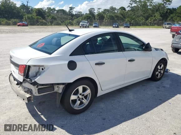 ✅ 2014 Chevrolet Cruze 1LT • VIN: 1G1PC5SB0E7120020 • Lot: 80328715. Wystawiony na Copart z przebiegiem 121 638 mil. Bezpłatny archiwum sprzedaży aukcyjnych z USA i szczegółowy raport historii pojazdu na DreamBid. Zdjęcie 3.