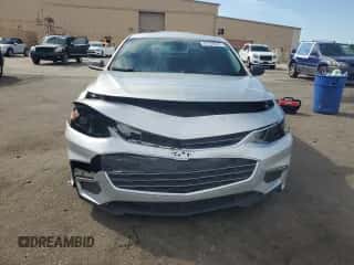 2017 Chevrolet Malibu LS z VIN 1G1ZB5ST4HF210950, wystawiony jako Copart lot #85709535 z przebiegiem 260 671 mil mil oraz Szkoda całkowita • Salvage title. Historia ofert i sprzedaży dostępna na DreamBid. Obrazek 5.