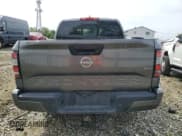 ✅ 2023 Nissan Frontier SV • VIN: 1N6ED1EJ0PN623016 • Lot: 57919245. Wystawiony na Copart z przebiegiem 33 317 mil. Bezpłatny archiwum sprzedaży aukcyjnych z USA i szczegółowy raport historii pojazdu na DreamBid. Zdjęcie 6.