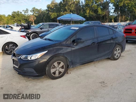 ✅ 2018 Chevrolet Cruze LS • VIN: 1G1BB5SM7J7203839 • Lot: 84742265. Listed on Copart with 87,543 mi. Free auction sales archive from the USA and detailed vehicle history report at DreamBid. Image 1.