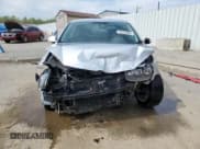 ✅ 2010 Volkswagen Jetta Limited Edition • VIN: 3VWAX7AJ1AM105397 • Lot: 53749085. Wystawiony na Copart z przebiegiem 159 224 mil. Bezpłatny archiwum sprzedaży aukcyjnych z USA i szczegółowy raport historii pojazdu na DreamBid. Zdjęcie 5.