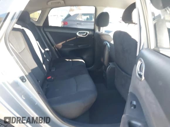 ✅ 2013 Nissan Sentra SV • VIN: 3N1AB7APXDL677569 • Lot: 43800393. Listed on IAAI with 194,394 mi. Free auction sales archive from the USA and detailed vehicle history report at DreamBid. Image 8.