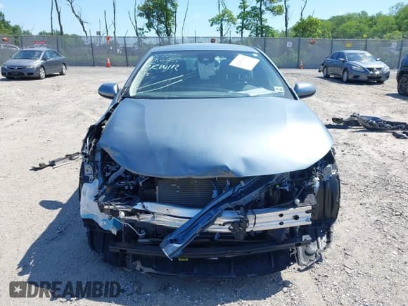 ✅ 2021 Toyota Corolla LE • VIN: JTDEPMAE7MJ144664 • Lot: 42269698. Wystawiony na IAAI z przebiegiem 23 500 mil. Bezpłatny archiwum sprzedaży aukcyjnych z USA i szczegółowy raport historii pojazdu na DreamBid. Zdjęcie 13.