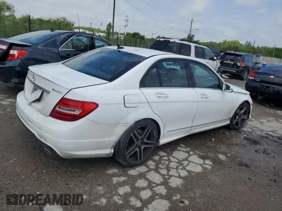 ✅ 2013 Mercedes-Benz C 300 Sport • VIN: WDDGF8AB4DR276863 • Lot: 56956455. Listed on Copart with Not provided. Free auction sales archive from the USA and detailed vehicle history report at DreamBid. Image 3.