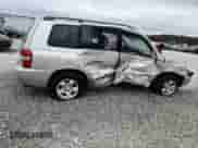 2005 Toyota Highlander с VIN JTEGD21AX50115830, выставлен на аукционе Copart как лот 85266125 с пробегом 191 488 миль миль и На запчасти • Non repairable. История ставок и продаж доступна на DreamBid. Изображение 3.