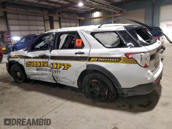 ✅ 2021 Ford Police Interceptor Utility • VIN: 1FM5K8AB7MGC01014 • Lot: 47878915. Wystawiony na Copart z przebiegiem Nie podano. Bezpłatny archiwum sprzedaży aukcyjnych z USA i szczegółowy raport historii pojazdu na DreamBid. Zdjęcie 2.