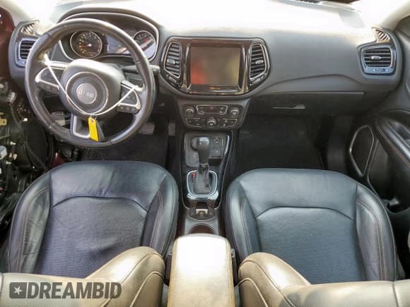 ✅ 2021 Jeep Compass Limited • VIN: 3C4NJDCB2MT586264 • Лот: 68965815. Опубликован ранее на Copart с пробегом 133 167 миль. Бесплатный доступ к архиву аукционных продаж из США и подробный отчёт об истории автомобиля на DreamBid. Изображение 8.