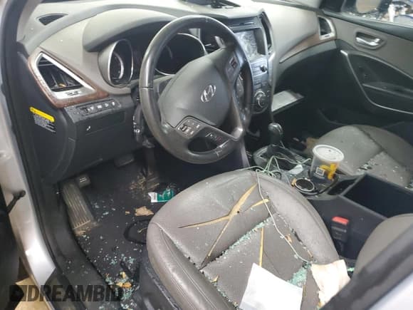 ✅ 2017 Hyundai Santa Fe Limited • VIN: KM8SN4HF7HU232170 • Лот: 54485665. Опубликован ранее на Copart с пробегом Не указан. Бесплатный доступ к архиву аукционных продаж из США и подробный отчёт об истории автомобиля на DreamBid. Изображение 8.