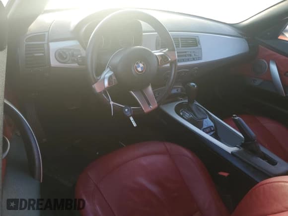 ✅ 2004 BMW Z4 3.0i • VIN: 4USBT53584LU07115 • Lot: 78853654. Listed on Copart with Not provided. Free auction sales archive from the USA and detailed vehicle history report at DreamBid. Image 8.