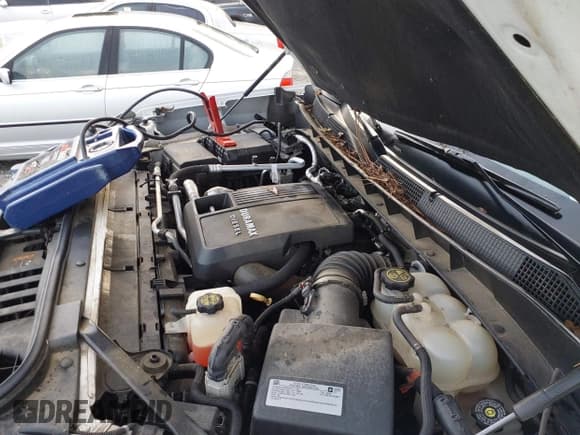 ✅ 2020 Chevrolet Silverado 1500 RST • VIN: 3GCUYEET9LG110801 • Lot: 43146146. Listed on IAAI with 145,879 mi. Free auction sales archive from the USA and detailed vehicle history report at DreamBid. Image 10.