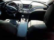 ✅ 2018 Chevrolet Impala LT • VIN: 2G1105S33J9116043 • Лот: 70234584. Опубликован ранее на Copart с пробегом 147 797 миль. Бесплатный доступ к архиву аукционных продаж из США и подробный отчёт об истории автомобиля на DreamBid. Изображение 8.