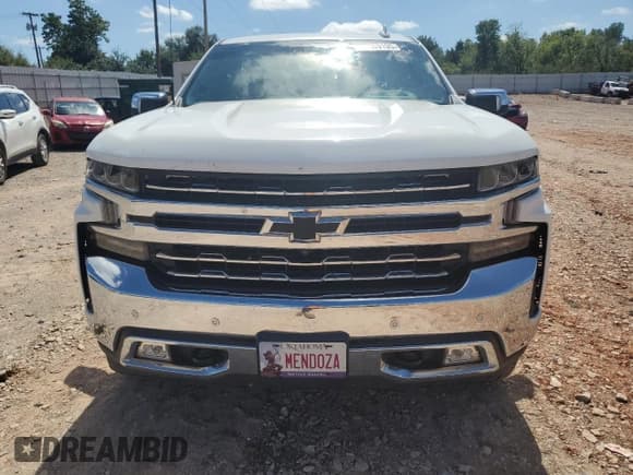 ✅ 2020 Chevrolet Silverado 1500 LTZ • VIN: 3GCUYGED2LG123331 • Lot: 70589135. Wystawiony na Copart z przebiegiem 35 046 mil. Bezpłatny archiwum sprzedaży aukcyjnych z USA i szczegółowy raport historii pojazdu na DreamBid. Zdjęcie 5.
