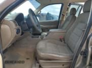 ✅ 2004 Ford Explorer XLS • VIN: 1FMZU62K64UB68846 • Lot: 47682605. Wystawiony na Copart z przebiegiem Nie podano. Bezpłatny archiwum sprzedaży aukcyjnych z USA i szczegółowy raport historii pojazdu na DreamBid. Zdjęcie 7.