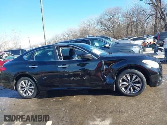 ✅ 2012 Infiniti M • VIN: JN1BY1AR6CM390896 • Lot: 41067405. Listed on IAAI with 247,315 mi. Free auction sales archive from the USA and detailed vehicle history report at DreamBid. Image 6.