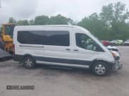 ✅ 2020 Ford Transit Passenger XL • VIN: 1FBAX2CG9LKA95093 • Lot: 42292375. Wystawiony na IAAI z przebiegiem 53 912 mil. Bezpłatny archiwum sprzedaży aukcyjnych z USA i szczegółowy raport historii pojazdu na DreamBid. Zdjęcie 14.