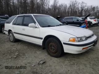 ✅ 1993 Honda Accord LX • VIN: 1HGCB9852PA000826 • Lot: 87425974. Wystawiony na Copart z przebiegiem 81 181 mil. Bezpłatny archiwum sprzedaży aukcyjnych z USA i szczegółowy raport historii pojazdu na DreamBid. Zdjęcie 4.