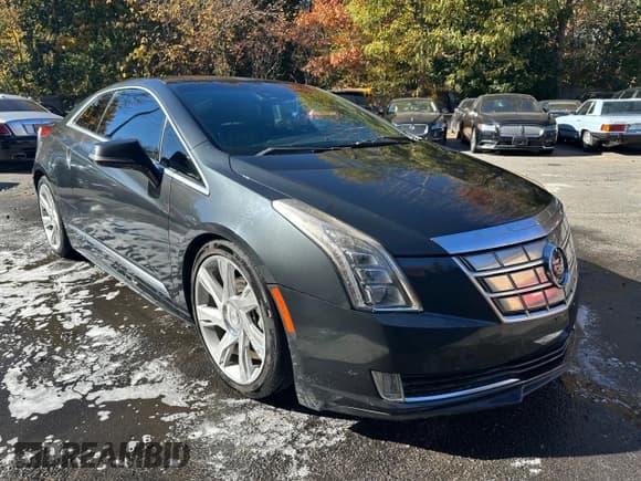 ✅ 2014 Cadillac ELR • VIN: 1G6RL1E44EU600913 • Лот: 43914525. Опубликован ранее на Copart с пробегом 57 673 миль. Бесплатный доступ к архиву аукционных продаж из США и подробный отчёт об истории автомобиля на DreamBid. Изображение 1.