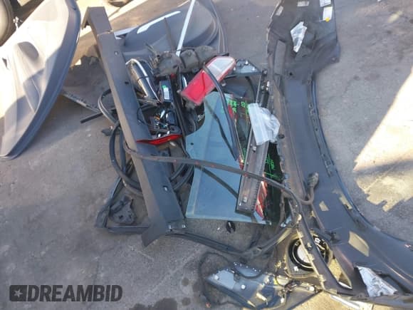 ✅ 2018 Chevrolet Bolt EV Premier • VIN: 1G1FX6S00J4134368 • Lot: 42946044. Listed on IAAI with 70,979 mi. Free auction sales archive from the USA and detailed vehicle history report at DreamBid. Image 12.