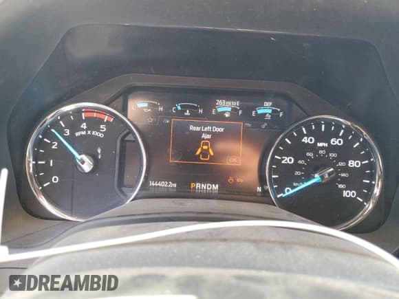 ✅ 2022 Ford F-450 XL • VIN: 1FT8W4DT4NED40355 • Лот: 55555205. Опубликован ранее на Copart с пробегом 144 402 миль. Бесплатный доступ к архиву аукционных продаж из США и подробный отчёт об истории автомобиля на DreamBid. Изображение 9.