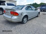 ✅ 2004 Oldsmobile Alero GL1 • VIN: 1G3NL52F84C132567 • Lot: 42811427. Wystawiony na IAAI z przebiegiem 159 781 mil. Bezpłatny archiwum sprzedaży aukcyjnych z USA i szczegółowy raport historii pojazdu na DreamBid. Zdjęcie 4.