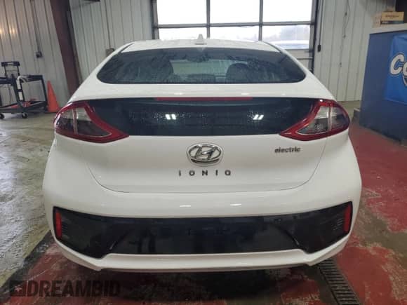 2019 Hyundai Ioniq с VIN KMHC75LH8KU048814, выставлен на аукционе Copart как лот 77227924 с пробегом 121 278 миль миль и Списание • Salvage title. История ставок и продаж доступна на DreamBid. Изображение 6.