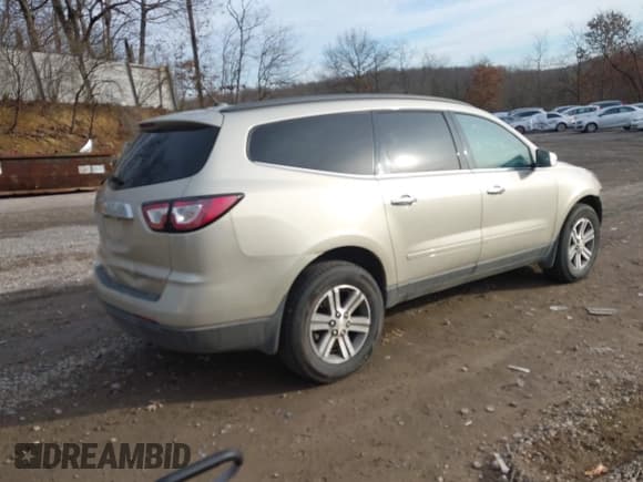✅ 2015 Chevrolet Traverse LT • VIN: 1GNKVHKD1FJ168460 • Lot: 43750615. Listed on IAAI with 141,739 mi. Free auction sales archive from the USA and detailed vehicle history report at DreamBid. Image 4.