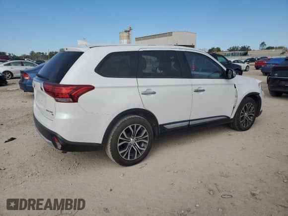 2017 Mitsubishi Outlander SE с VIN JA4AD3A38HZ009078, выставлен на аукционе Copart как лот 85740275 с пробегом 114 859 миль миль и Списание • Salvage title. История ставок и продаж доступна на DreamBid. Изображение 3.