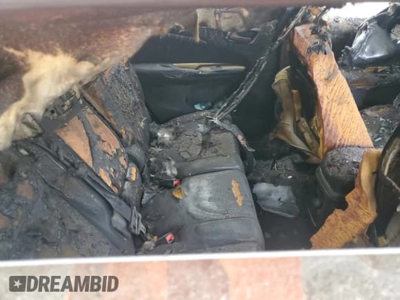 ✅ 2014 Dodge Journey SE • VIN: 3C4PDCAB3ET279717 • Lot: 71362945. Wystawiony na Copart z przebiegiem Nie podano. Bezpłatny archiwum sprzedaży aukcyjnych z USA i szczegółowy raport historii pojazdu na DreamBid. Zdjęcie 11.