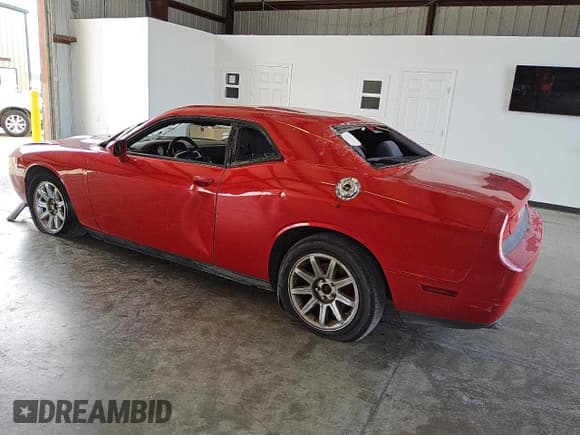 ✅ 2012 Dodge Challenger SXT • VIN: 2C3CDYAG9CH291291 • Lot: 73776384. Wystawiony na Copart z przebiegiem 139 441 mil. Bezpłatny archiwum sprzedaży aukcyjnych z USA i szczegółowy raport historii pojazdu na DreamBid. Zdjęcie 2.