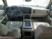 ✅ 2003 GMC Yukon XL SLT • VIN: 1GKFK16Z03J228762 • Lot: 59676055. Wystawiony na Copart z przebiegiem 138 970 mil. Bezpłatny archiwum sprzedaży aukcyjnych z USA i szczegółowy raport historii pojazdu na DreamBid. Zdjęcie 8.