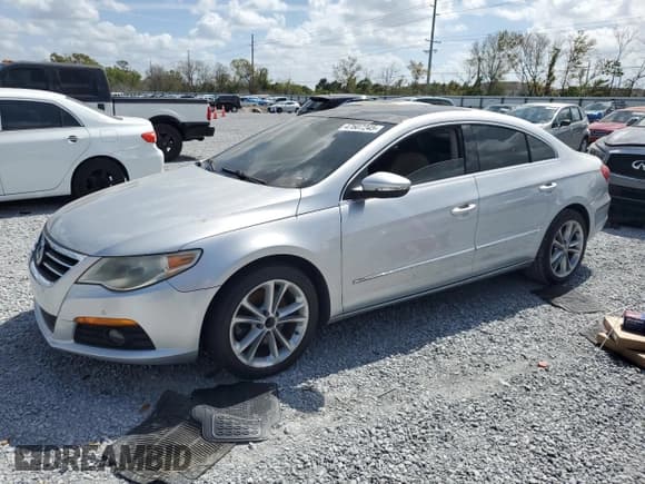 ✅ 2010 Volkswagen CC Luxury • VIN: WVWHN7AN4AE542150 • Лот: 47607245. Опубликован ранее на Copart с пробегом 158 981 миль. Бесплатный доступ к архиву аукционных продаж из США и подробный отчёт об истории автомобиля на DreamBid. Изображение 1.