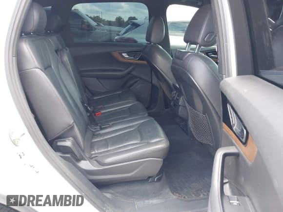 ✅ 2017 Audi Q7 Premium • VIN: WA1AHAF77HD037780 • Lot: 42354651. Wystawiony na IAAI z przebiegiem 144 862 mil. Bezpłatny archiwum sprzedaży aukcyjnych z USA i szczegółowy raport historii pojazdu na DreamBid. Zdjęcie 8.