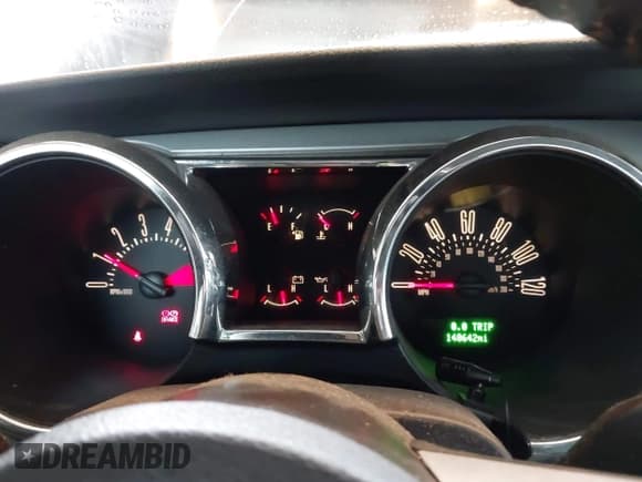 ✅ 2007 Ford Mustang Deluxe • VIN: 1ZVHT80NX75349309 • Lot: 43716028. Listed on IAAI with 148,642 mi. Free auction sales archive from the USA and detailed vehicle history report at DreamBid. Image 7.