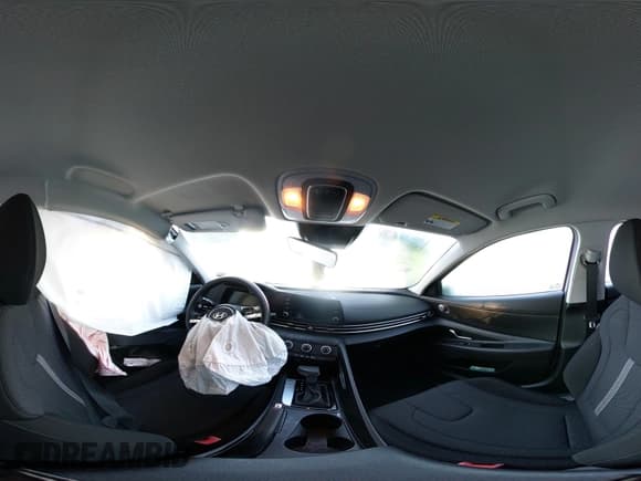 ✅ 2024 Hyundai Elantra SE • VIN: KMHLL4DGXRU761770 • Лот: 43408972. Опубликован ранее на IAAI с пробегом 28 538 миль. Бесплатный доступ к архиву аукционных продаж из США и подробный отчёт об истории автомобиля на DreamBid. Изображение 18.