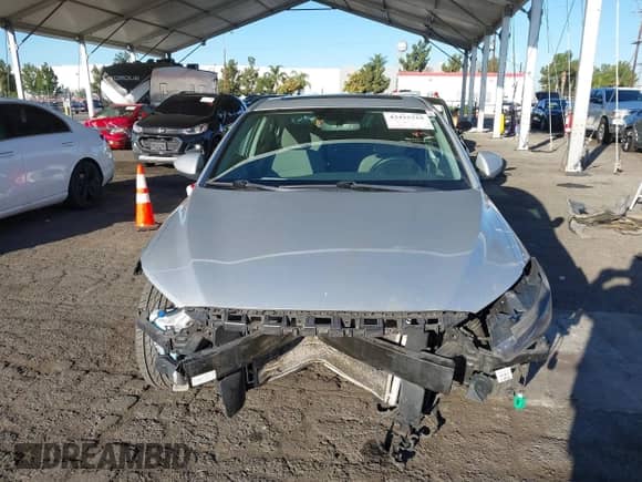 ✅ 2018 Hyundai Elantra Value Edition • VIN: 5NPD84LF8JH318308 • Лот: 43455318. Опубликован ранее на IAAI с пробегом 68 739 миль. Бесплатный доступ к архиву аукционных продаж из США и подробный отчёт об истории автомобиля на DreamBid. Изображение 13.